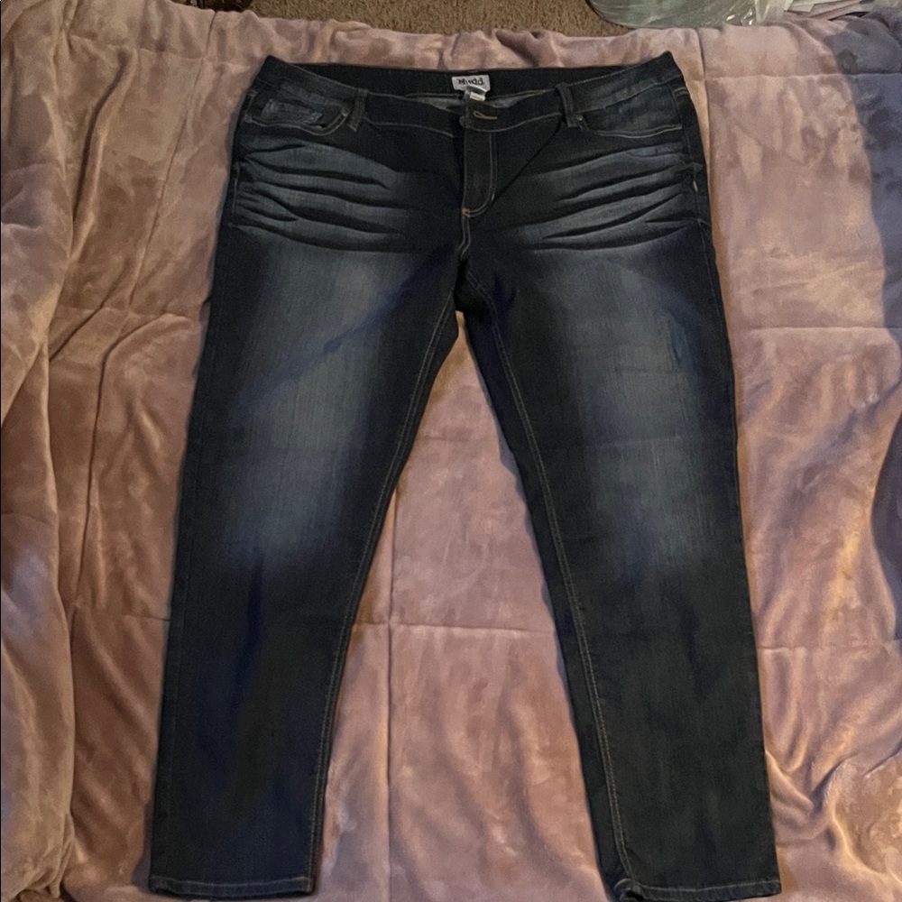 Mudd Women's Dark Wash Skinny Jeans—New without tags